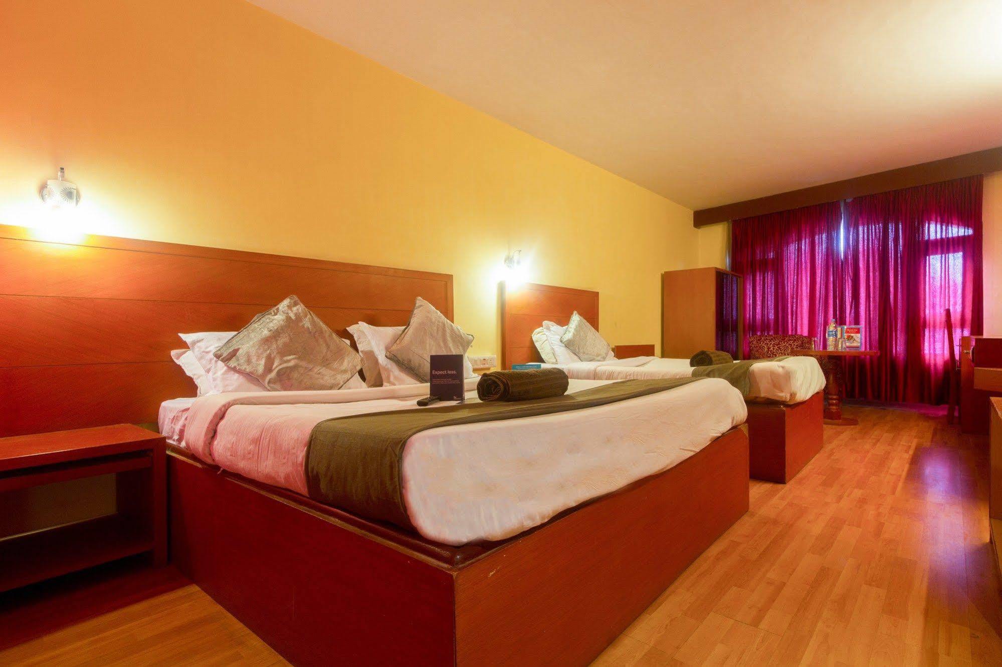 Fabhotel Khems Shoram Palace Road Ooty Esterno foto