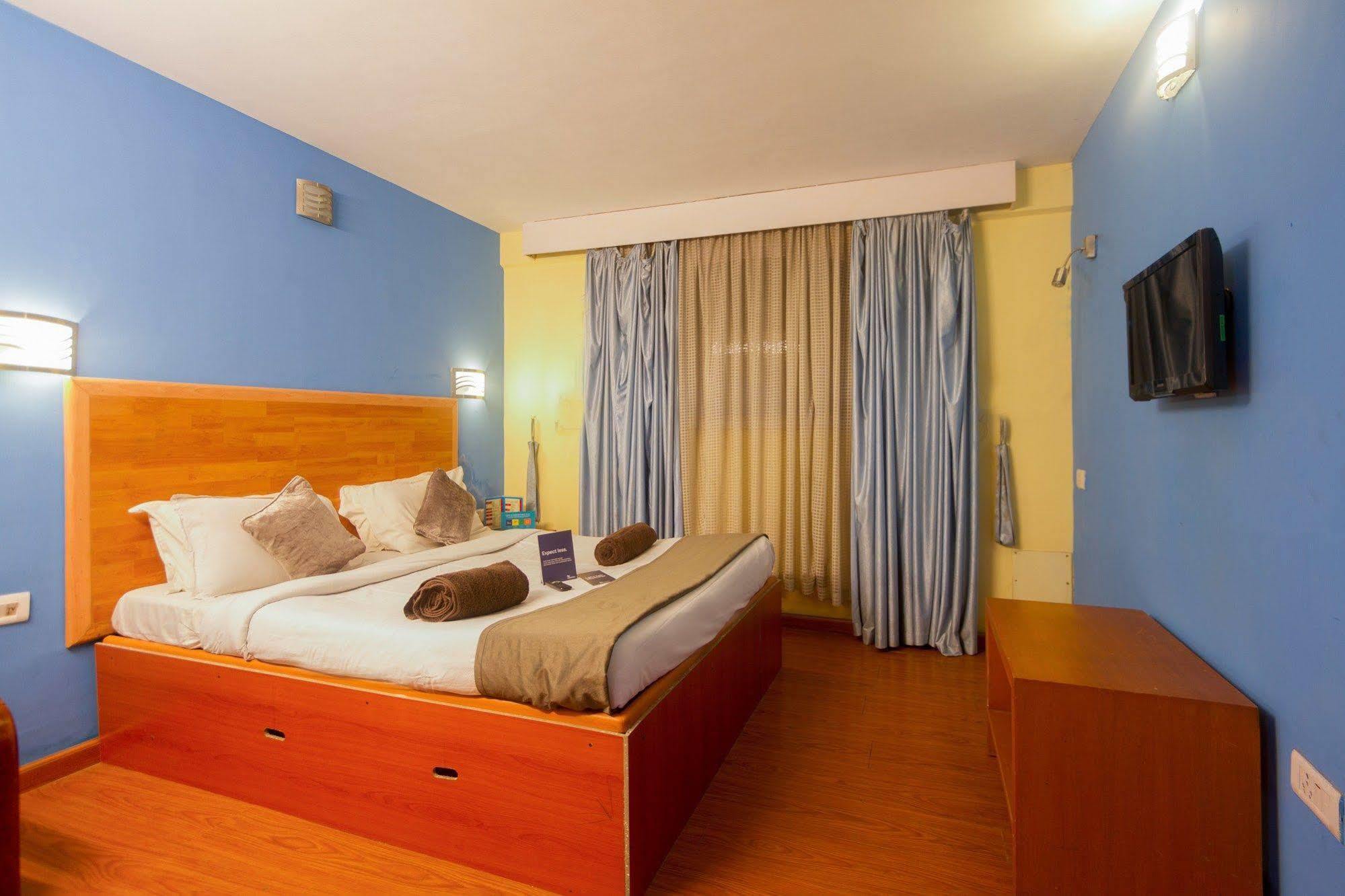 Fabhotel Khems Shoram Palace Road Ooty Esterno foto