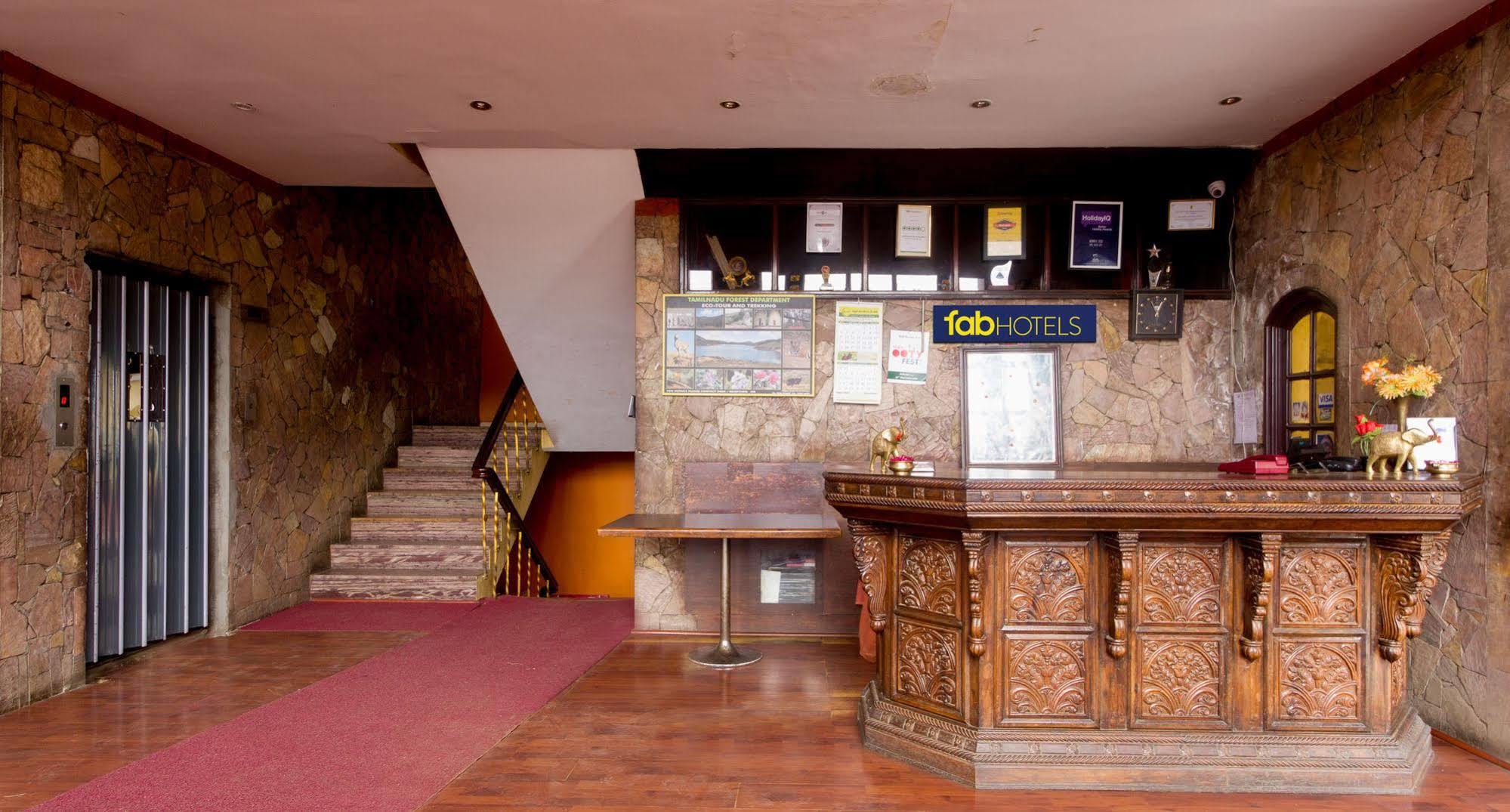 Fabhotel Khems Shoram Palace Road Ooty Esterno foto