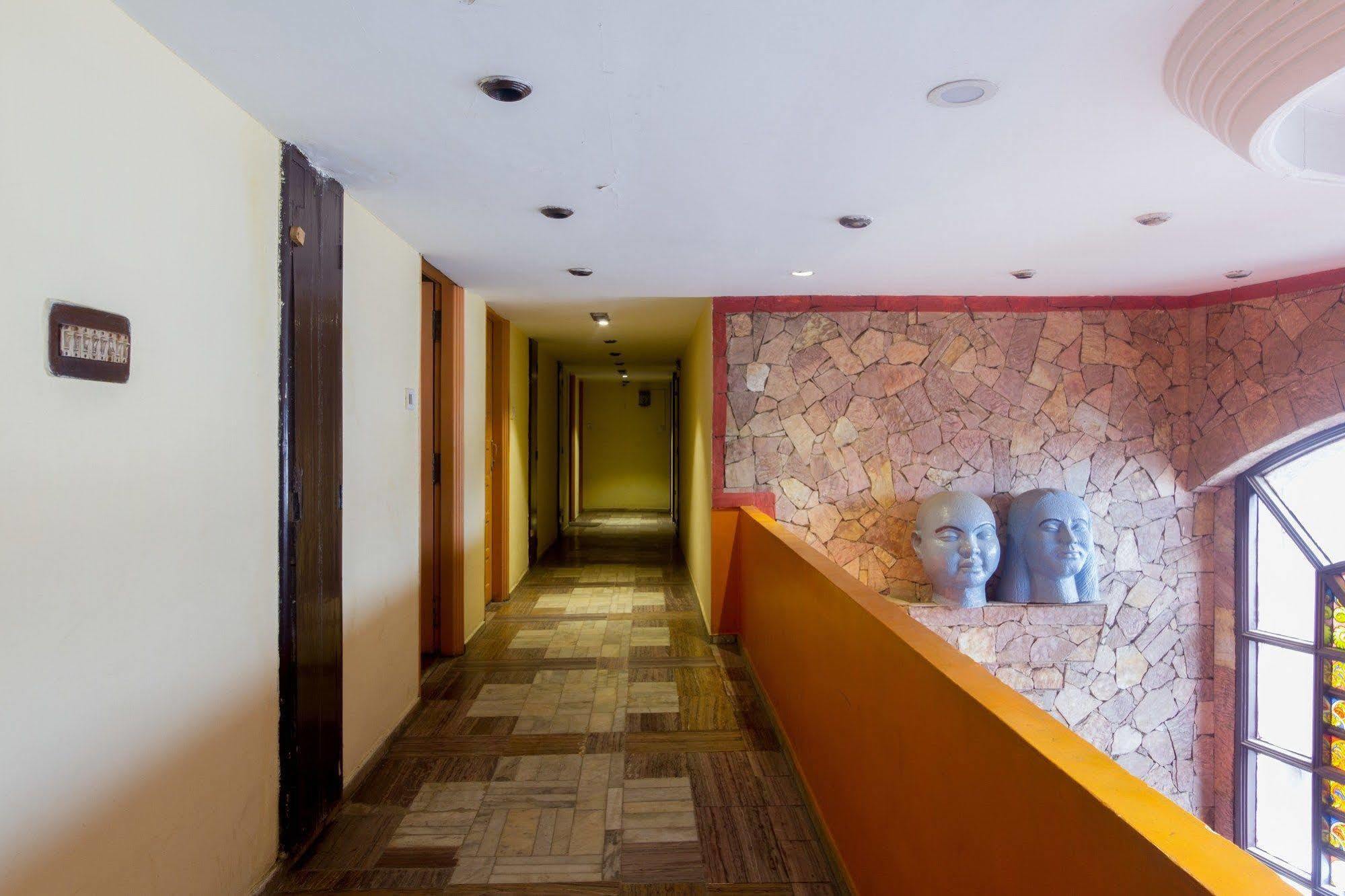 Fabhotel Khems Shoram Palace Road Ooty Esterno foto